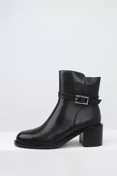 Ботильоны кожаные с пряжкой Ever be