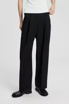 Брюки однотонные с защипами и отворотами Nume