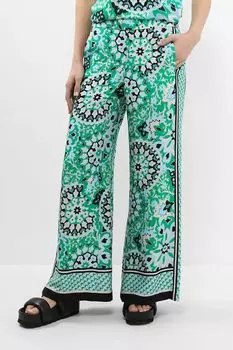 Брюки свободного кроя с принтом Comma