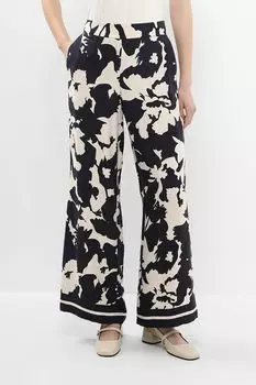 Брюки свободного кроя с принтом Comma