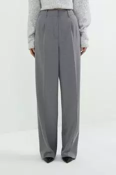 Брюки свободного кроя с защипами Guess