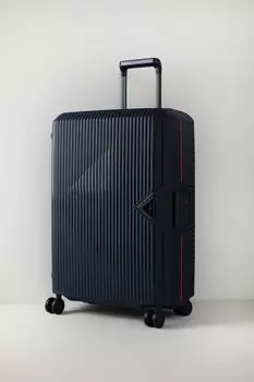 Чемодан на четырех колесах Click Eberhart