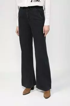 Джинсы однотонные клеш s.Oliver