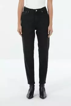 Джинсы однотонные зауженные Calvin Klein Jeans