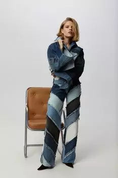 Джинсы пэчворк с бахромой `RISHI