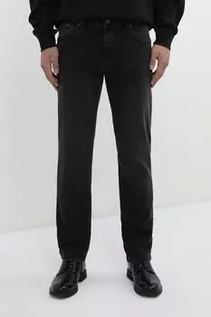 Джинсы прямого кроя Bugatti