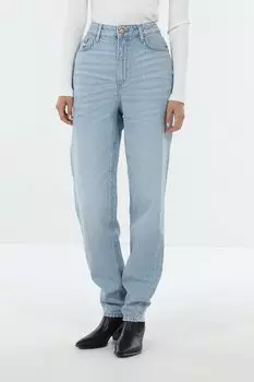 Джинсы с эффектом потертости зауженные BOSS