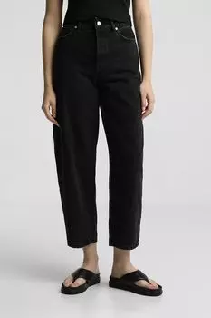 Джинсы свободного кроя HUGO