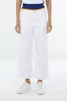 Джинсы укороченные с широкими брючинами OVS