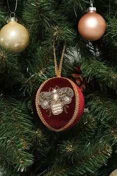 Елочная игрушка Бордовый шар с пчелой Karlsbach