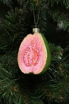 Елочная игрушка стеклянная Гуава Holiday Classics