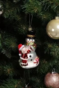 Елочная игрушка стеклянная Мальчик со снеговиком Holiday Classics