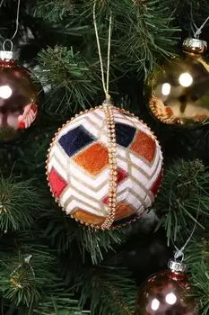 Елочный шар с декором Karlsbach