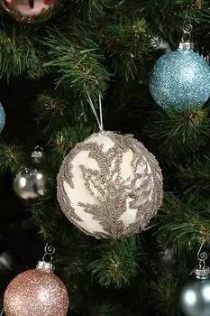 Елочный шар с декором Triumph Nord