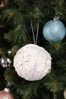 Елочный шар с перламутровым глиттером Triumph Nord