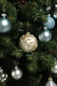 Елочный шар стеклянный с декором Holiday Classics