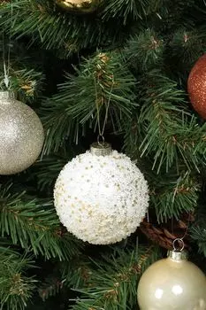 Елочный шар стеклянный в ассортименте COINCASA