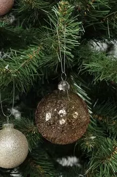 Елочный шар стеклянный в ассортименте COINCASA