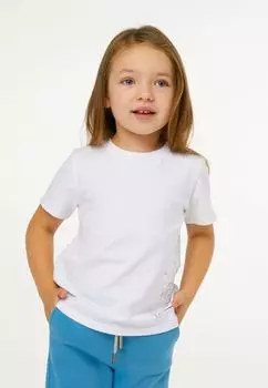 Футболка 1st.