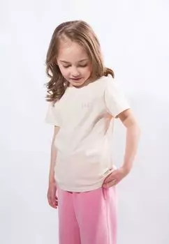 Футболка 1st.