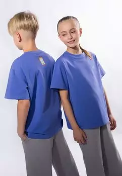 Футболка 1st.