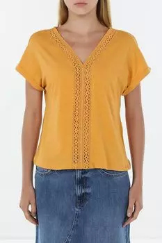 Футболка хлопковая c V-вырезом и ажурной вставкой OVS