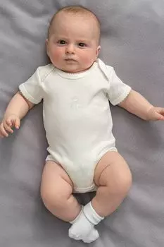 Хлопковое боди с ажурной отделкой Aspaya