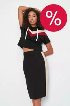 Юбка-карандаш трикотажная с контрастными деталями ElectraStyle