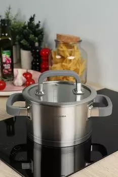 Кастрюля со стеклянной крышкой Leona Nadoba