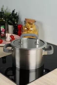 Кастрюля со стеклянной крышкой Leona Nadoba