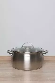 Кастрюля со стеклянной крышкой Linda, 6 л Nadoba