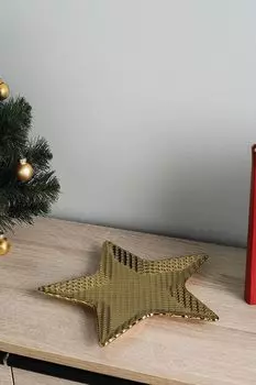 Керамическая декоративная тарелка COINCASA