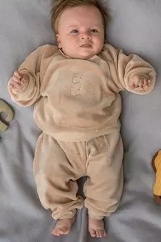 Комплект велюровый из толстовки и брюк Aspaya