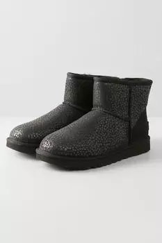 Короткие угги из замши UGG