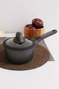 Ковш антипригарный с крышкой Dara 1,4 л Nadoba