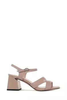 Кожаные босоножки на ремешке Abricot