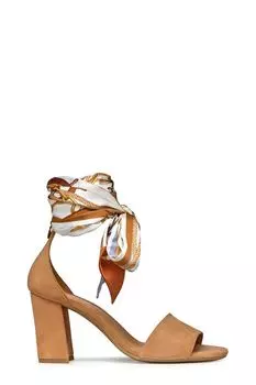 Кожаные босоножки с удлиненными ремешками Geox