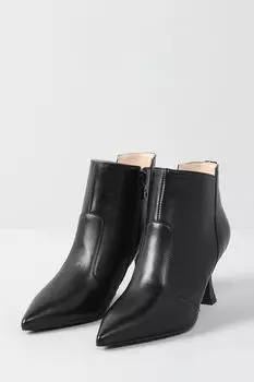 Кожаные ботильоны с узким мысом Nero Giardini