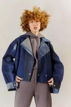 Куртка со шнуровкой на спине `RISHI