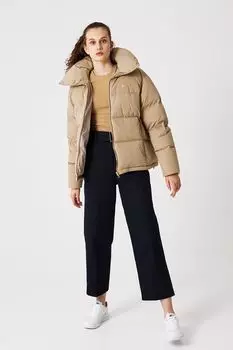 Куртка утепленная с объемным воротником Lacoste