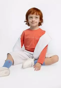 Лонгслив 1st.