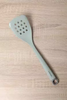 Лопатка кухонная перфорированная Paulina Nadoba