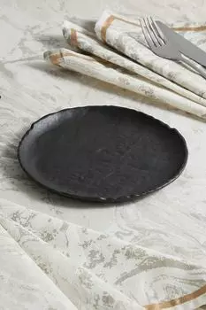 Маленькая фарфоровая тарелка черного цвета Tognana