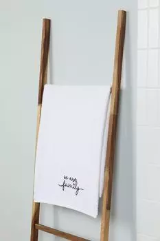 Набор из 2 полотенец с принтом We Are Family COINCASA