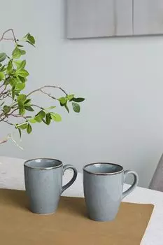 Набор из двух фарфоровых кружек Kolibri 21maison