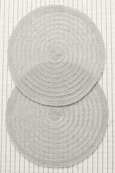 Набор из двух настольных ковриков 38 см COINCASA