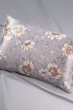 Наволочка из сатина и шелка Лазоревый цветок Mollen