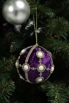 Новогоднее украшение бархатный шар с бусинами Karlsbach