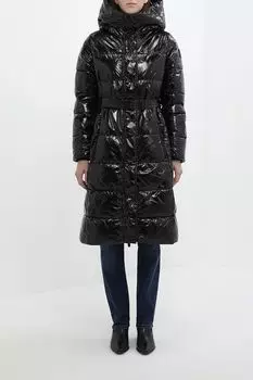 Пальто утепленное с объемным капюшоном Comma