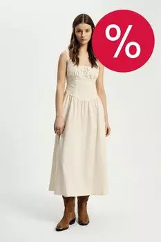 Платье приталенное Nume